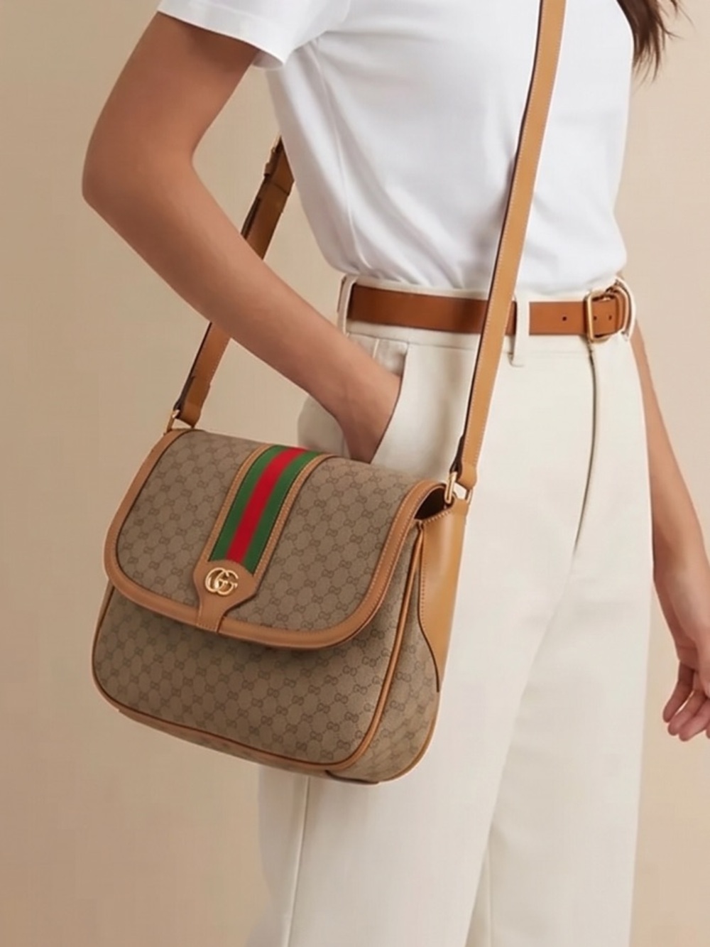 Authentic Gucci Sherry Line/Leather Crossbody/Shoulder Bag.